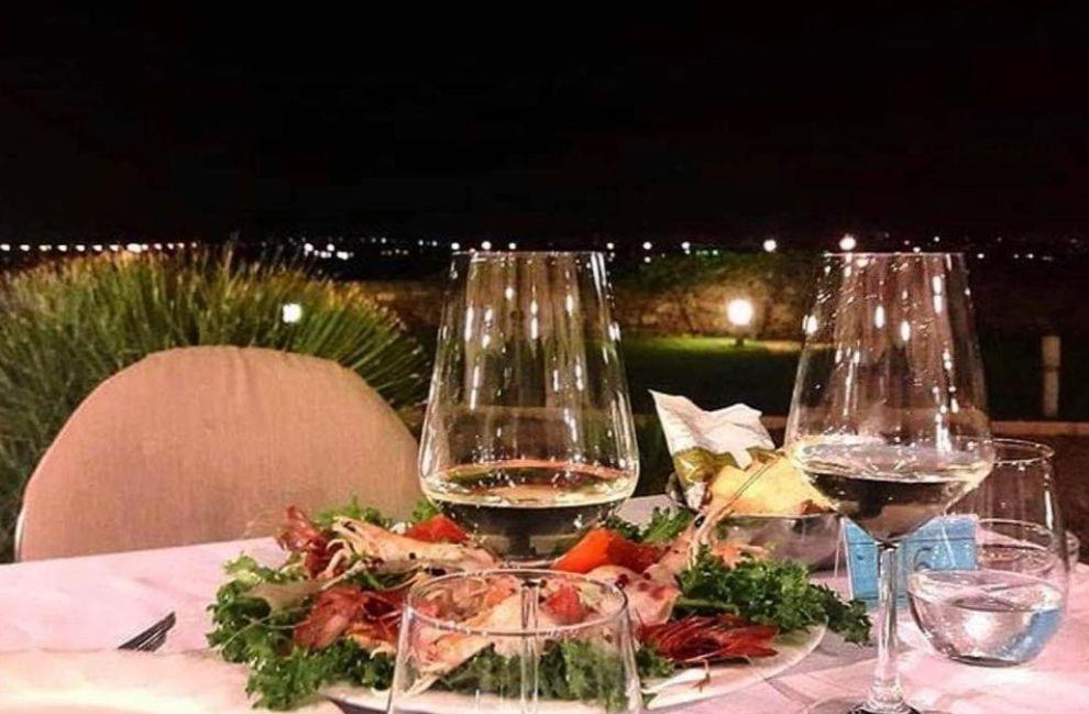 Hotel Saraceno Al Faro تارانتو المظهر الخارجي الصورة