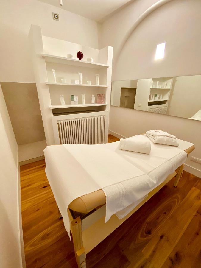 Hotel Saraceno Al Faro تارانتو المظهر الخارجي الصورة