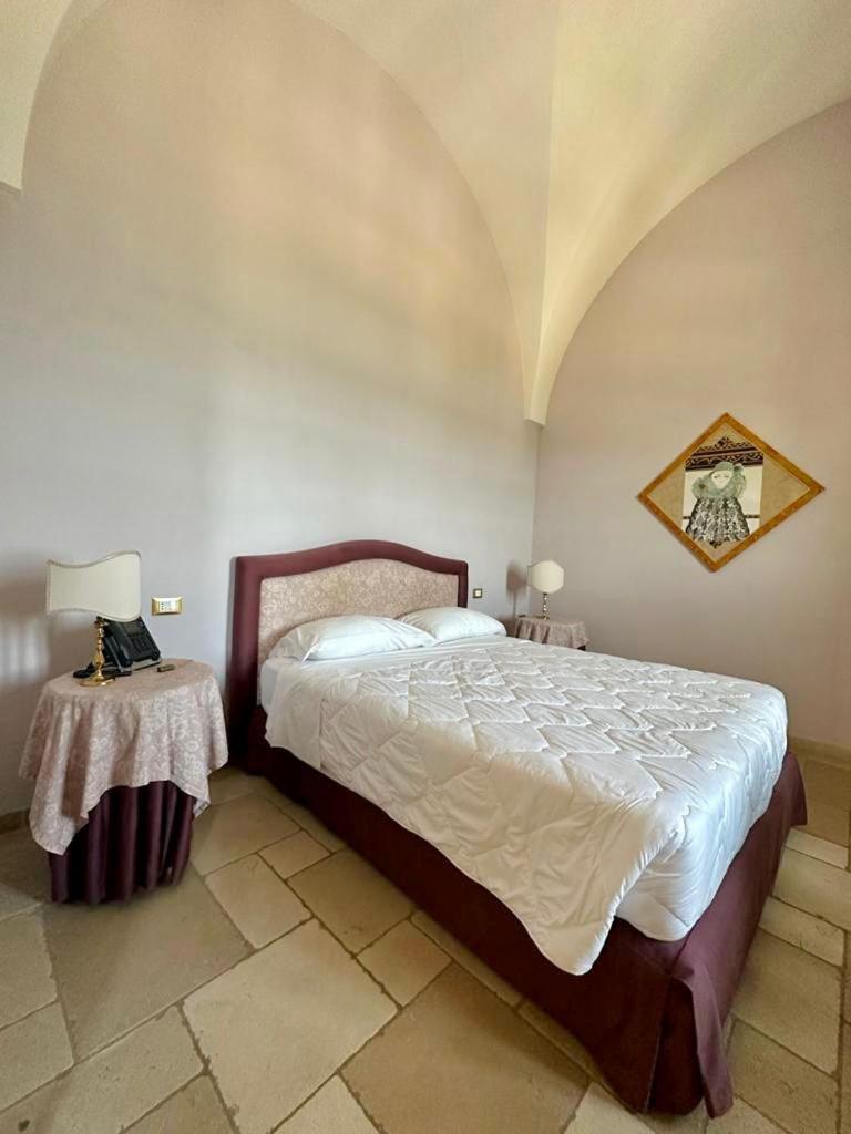 Hotel Saraceno Al Faro تارانتو المظهر الخارجي الصورة