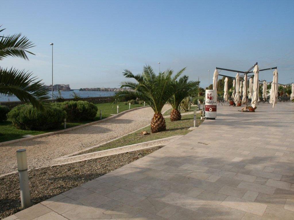 Hotel Saraceno Al Faro تارانتو المظهر الخارجي الصورة