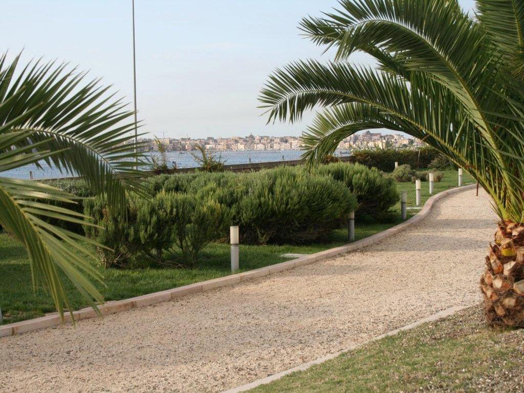 Hotel Saraceno Al Faro تارانتو المظهر الخارجي الصورة