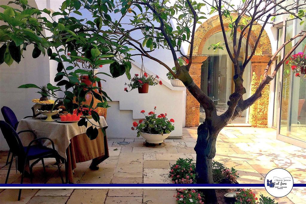 Hotel Saraceno Al Faro تارانتو المظهر الخارجي الصورة